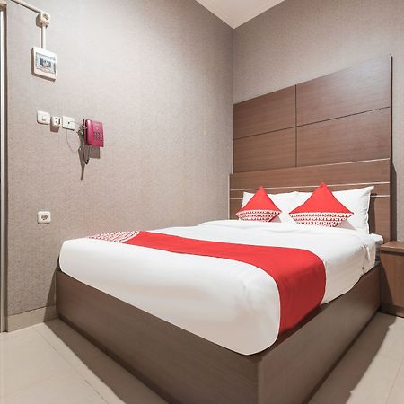 Oyo 383 Env Residence Jakarta Luaran gambar